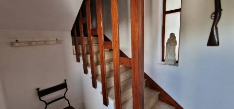 Moradia T7 Independente em Cascais com Jardim e Garagem