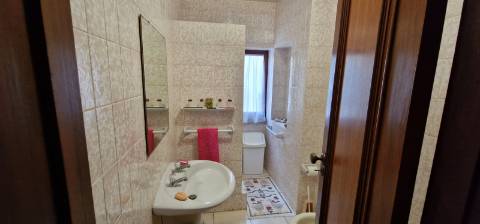 Moradia T7 Independente em Cascais com Jardim e Garagem