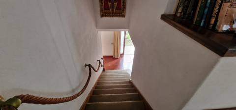 Moradia T7 Independente em Cascais com Jardim e Garagem