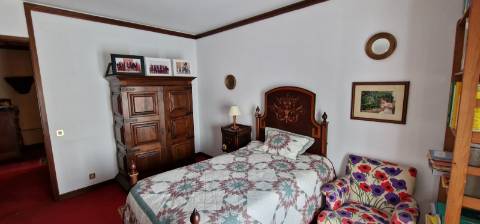 Moradia T7 Independente em Cascais com Jardim e Garagem