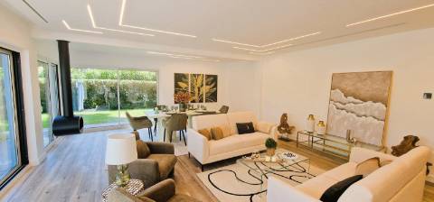 Moradia Exclusiva na Prestigiada Herdade da Aroeira