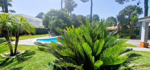 Moradia Exclusiva na Prestigiada Herdade da Aroeira