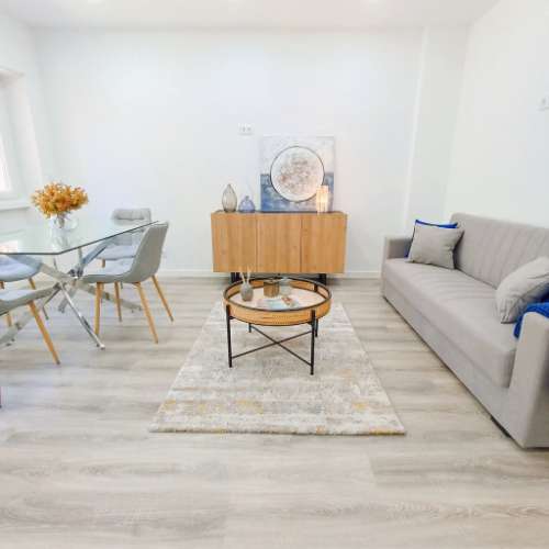 T3 Renovado com Suite, Cozinha Equipada e Ótima Localização - Benfica