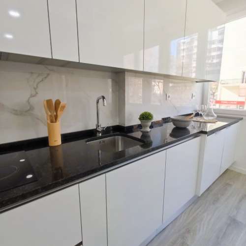 T3 Renovado com Suite, Cozinha Equipada e Ótima Localização - Benfica