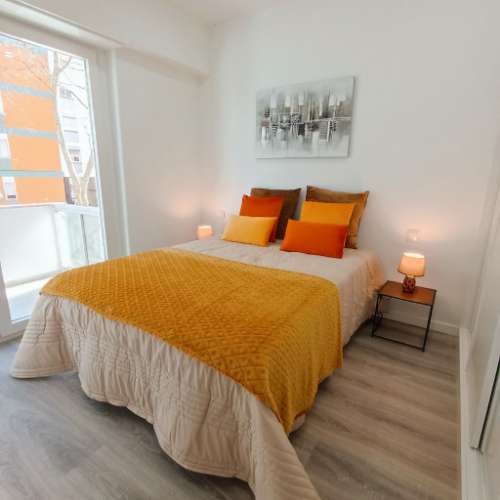 T3 Renovado com Suite, Cozinha Equipada e Ótima Localização - Benfica