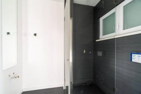 Moradia Contemporânea T5 + 1 em Birre, Cascais