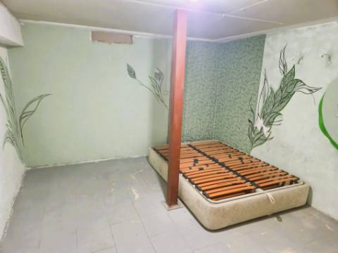 Loja para Arrendamento em Zona Central da Amadora