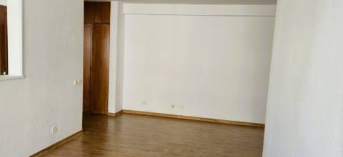Apartamento T3 com 2 Casas de Banho - S. Domingos de Rana