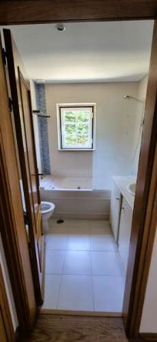 T1 mobilado com varanda, garagem e acesso a piscina, ginásio e sauna na prestigiada Quinta da Beloura