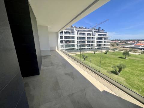 Montijo como novo Pinus T3 de Luxo
