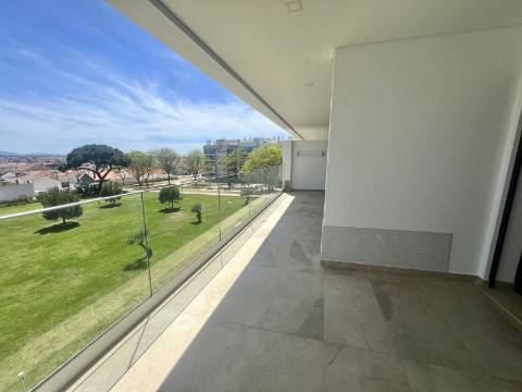 Montijo como novo Pinus T3 de Luxo
