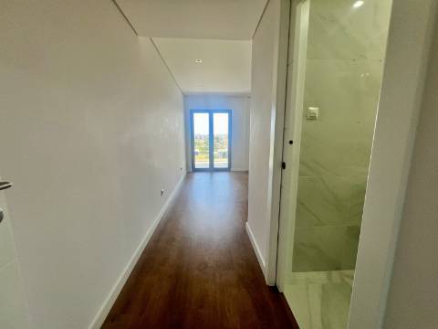 Montijo como novo Pinus T3 de Luxo
