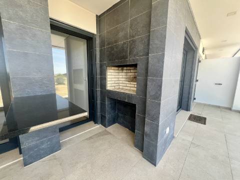 Montijo como novo Pinus T3 de Luxo
