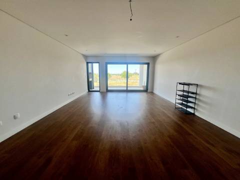 Montijo como novo Pinus T3 de Luxo
