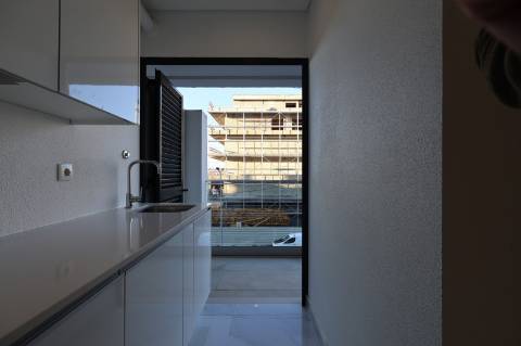 Montijo - T3 de luxo no Pinus, como novo, com parqueamento e varandas amplas
