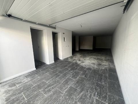 Moradias T3 em banda