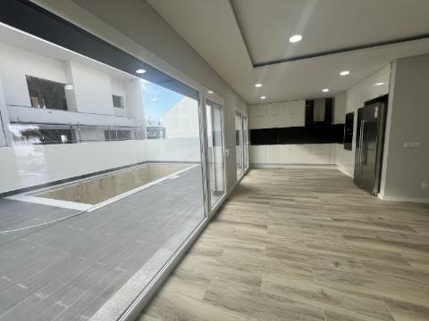 Moradias T3 em banda