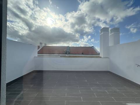 Moradias T3 em banda