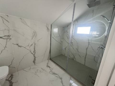 Moradias T3 em banda