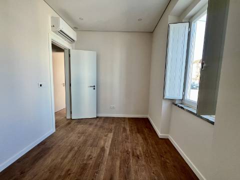 T3 Centro da cidade de Montijo