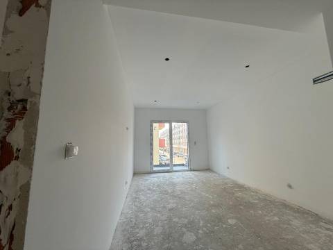 T2+2 centro Montijo com parqueamento e arrecadação