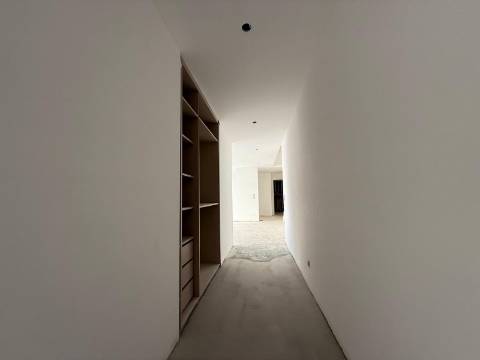 T2+2 centro Montijo com parqueamento e arrecadação