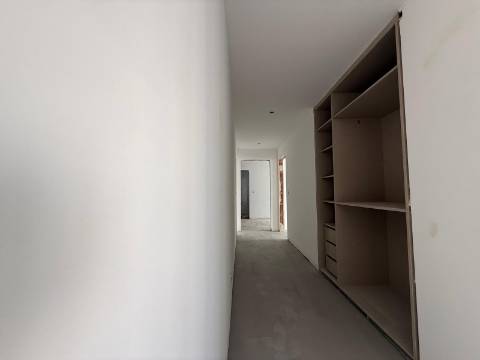 T2+2 centro Montijo com parqueamento e arrecadação