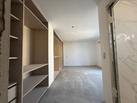 T2+2 centro Montijo com parqueamento e arrecadação