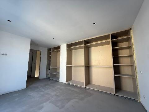 T2+2 centro Montijo com parqueamento e arrecadação