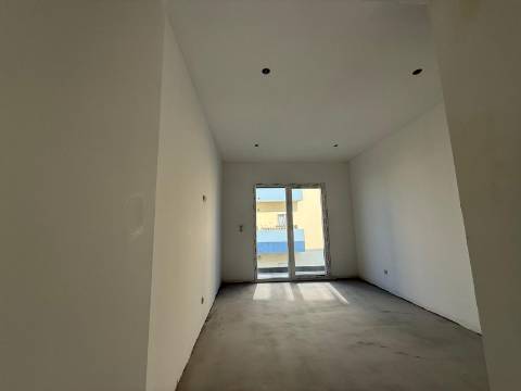 T2+2 centro Montijo com parqueamento e arrecadação