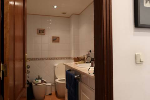 T5 Montijo com garagem para 3 carros e lavandaria