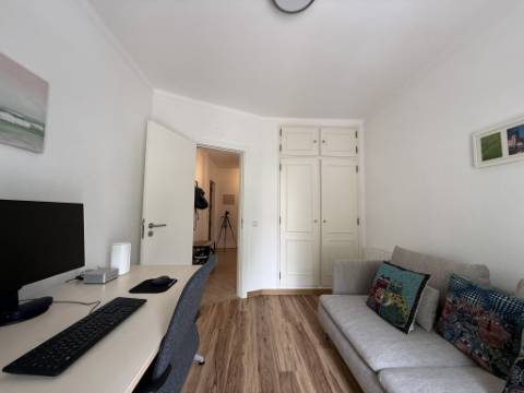 T2 Almoinha Castelo (Sesimbra) com varandas