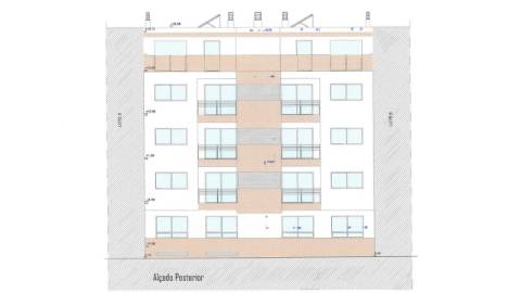 T2 R/C Novo com parqueamento