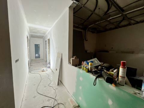 Moradia remodelada Arroteias