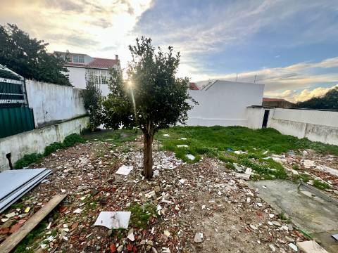 Moradia remodelada Arroteias