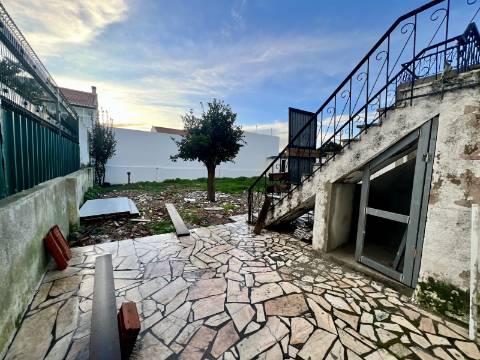 Moradia remodelada Arroteias