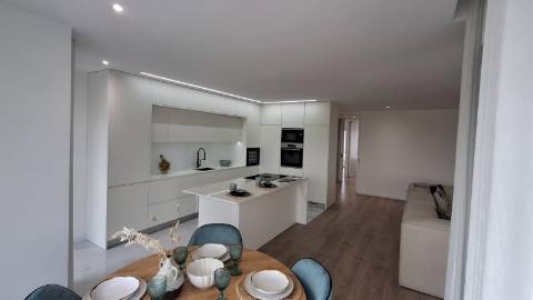 T3+1 Duplex com 74 m2 de Terraços