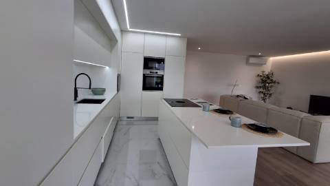 T3+1 Duplex com 74 m2 de Terraços