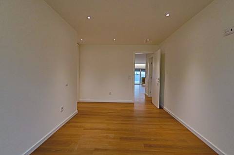 T3 com terraço e Box para 2 viaturas