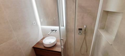 Estilo de Vida Urbano com 3 Suites e Isenção Total de IMT e IMI