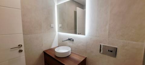 Estilo de Vida Urbano com 3 Suites e Isenção Total de IMT e IMI