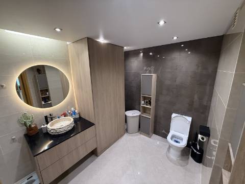 Apartamento T2 Semi-novo Bairro Gouveia