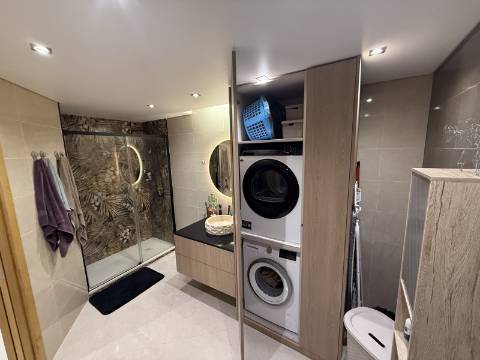 Apartamento T2 Semi-novo Bairro Gouveia