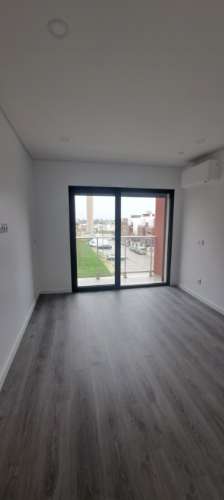 Apartamento T3 novo em Montijo com parqueamento