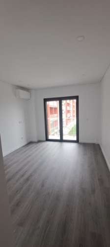 Apartamento T3 com garagem Novo em Montijo