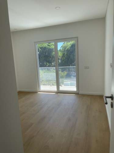 Excelente moradia contemporânea