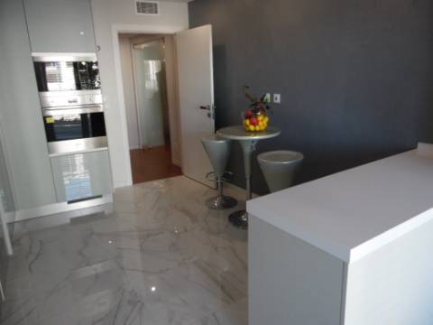 Apartamento T3 em excelente localização