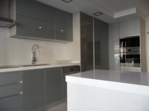 Apartamento T3 em excelente localização