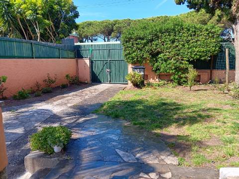 CASCAIS CENTRO ( perto Cuf, perto kings scholl, International colleges, Shops, A5... )