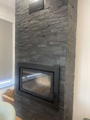 Boa localização central em Almada